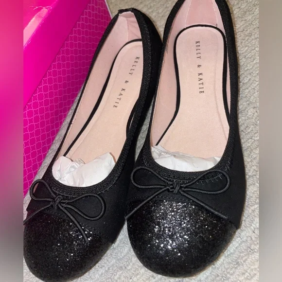 NWT Kelly & Katie Girls Flats - Picture 2 of 3